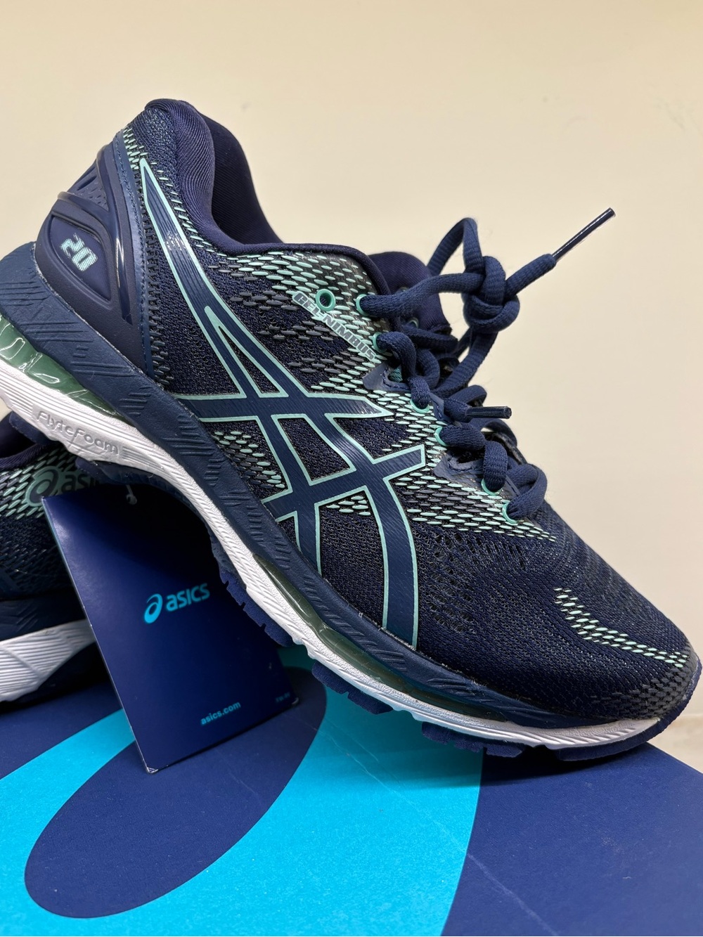 ASICS Gel-Nimbus 20 women’s shoes